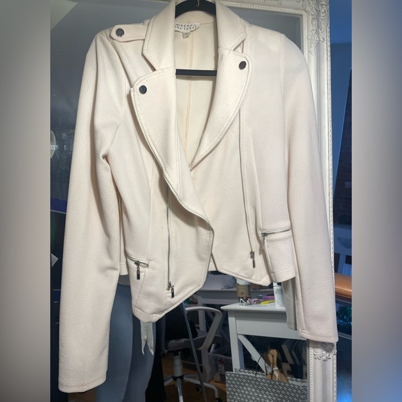 Maccs the Label BlazerJacket in Light Cream Blush Pink - Picture 1 of 4